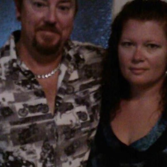 Meet your Posher, Beth - Picture 1 of 1